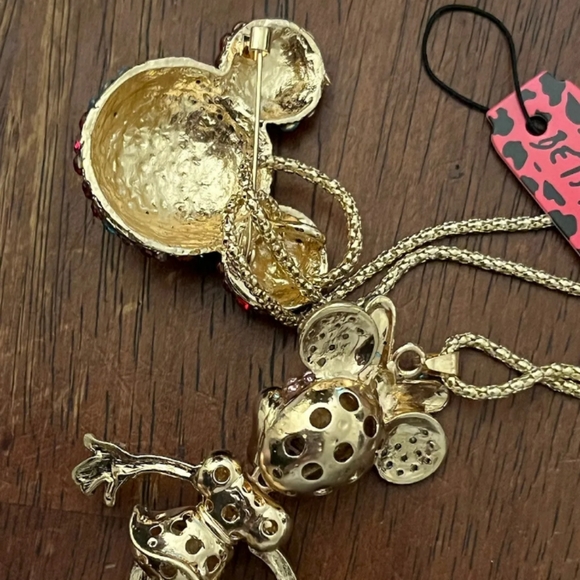 Betsey Johnson. Gold Tone Colorful Rhinestones Mickey Brooch/Necklace - Picture 5 of 10